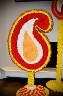 Housewarming Traditional Decor - image 2