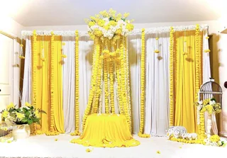 Yellow Mehndi Decor - image 10