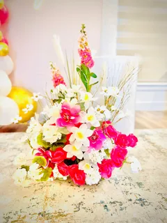 Hot pink, white, gold birthday decor - image 4