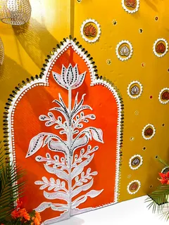 Traditional Lippan Art Decor - image 5