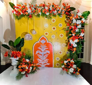 Traditional Lippan Art Decor - image 7