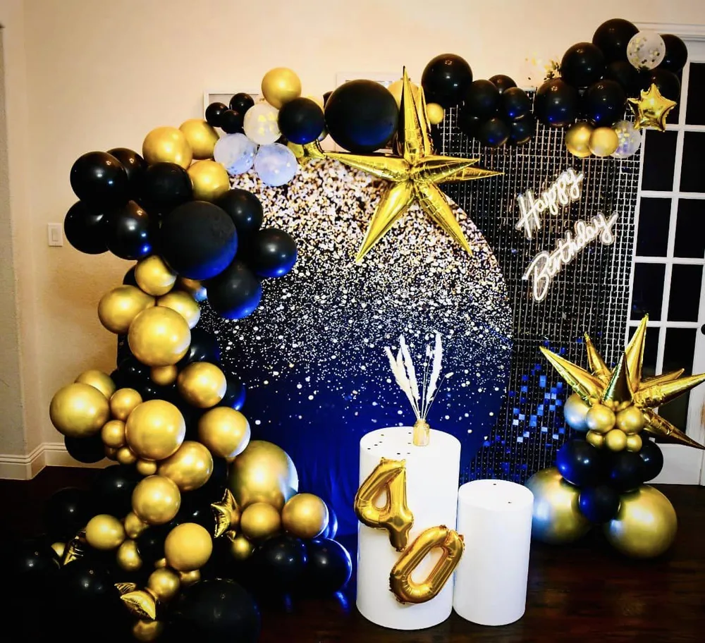 Milestone Birthday Decor9Round Arch/shimmer Wall)
