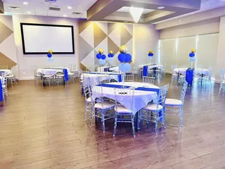 Royal Blue/Periwrinkle Blue/Gold Chiara Arch Birthday Decor - image 3