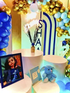 Royal Blue/Periwrinkle Blue/Gold Chiara Arch Birthday Decor - image 4