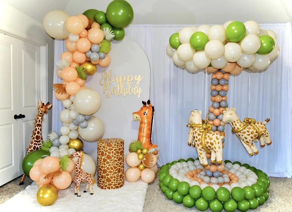 Carousel Birthday Decor