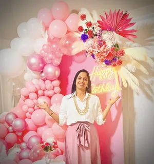 White/Lilac Birthday Decor - image 7
